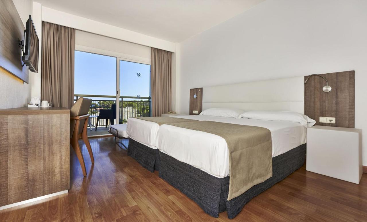Globales Cala Vinas Adults Only 16+