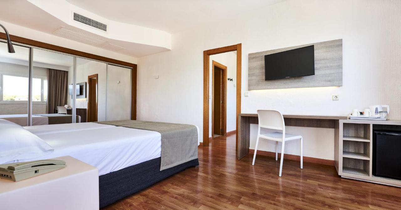 Globales Cala Vinas Adults Only 16+ Resort 4*