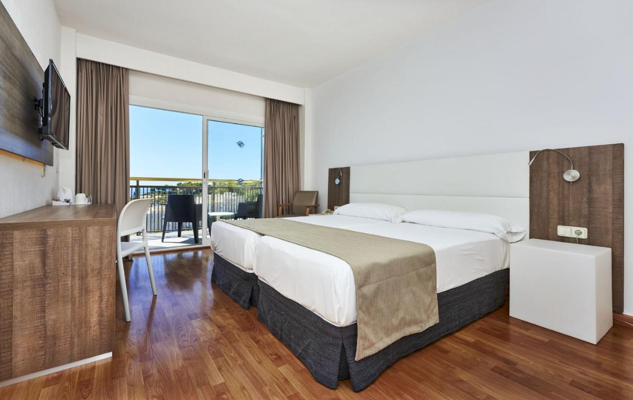 Resort Globales Cala Vinas Adults Only 16+