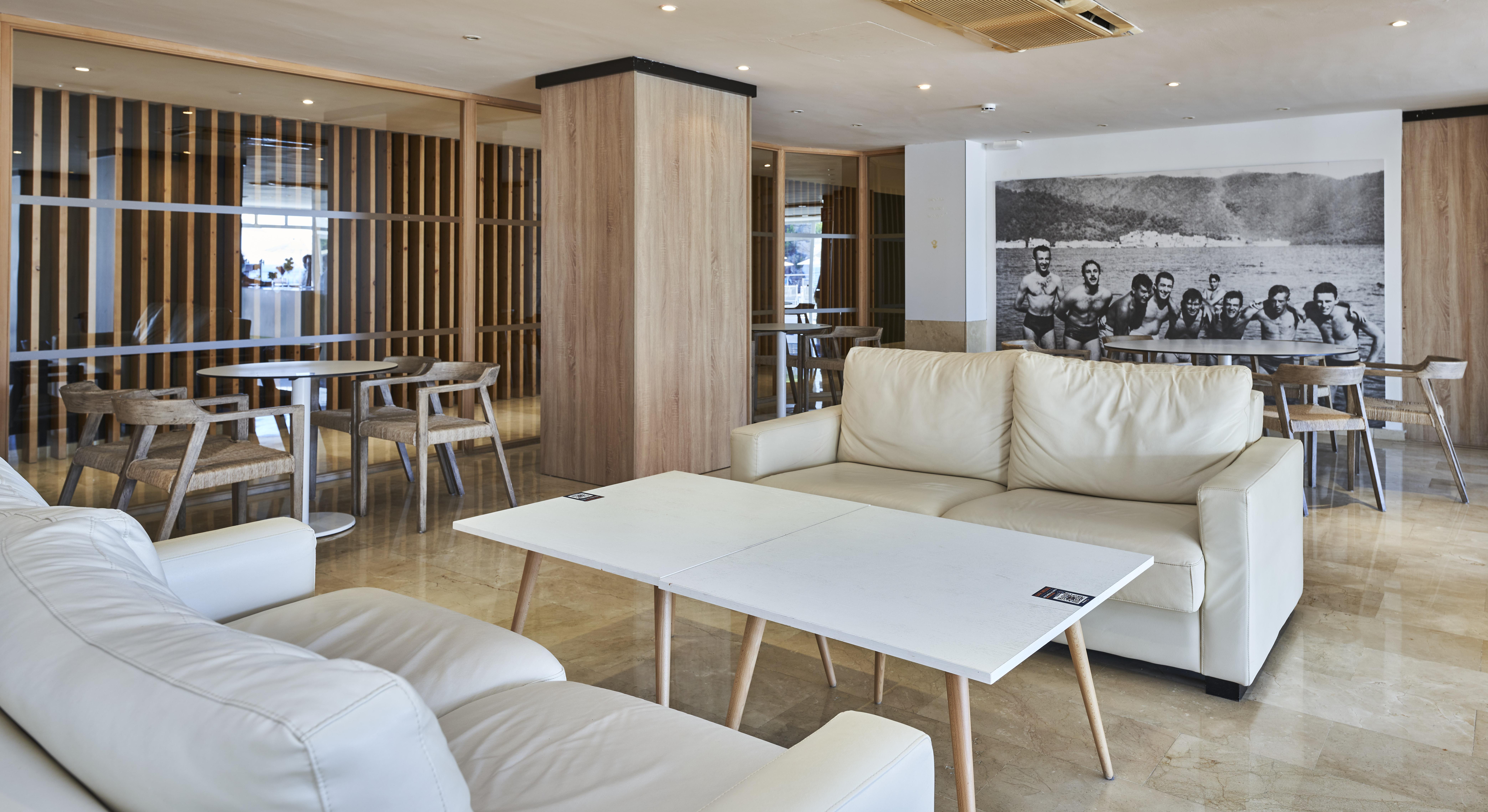 Globales Cala Vinas Adults Only 16+ Resort